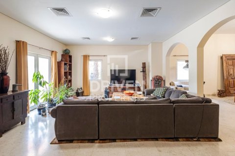 5 غرفة نوم فيلا في Hacienda, الإمارات العربية المتحدة رقم 193218 9