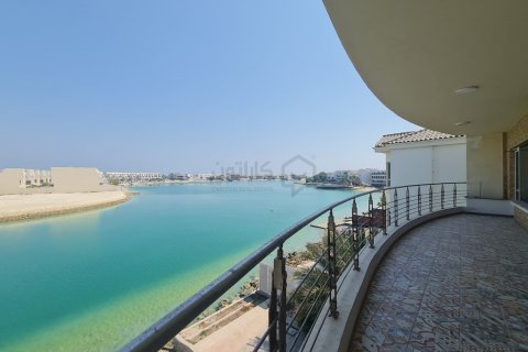 8 bedrooms Villa in Amwaj Islands, Bahrain No. 59262 5