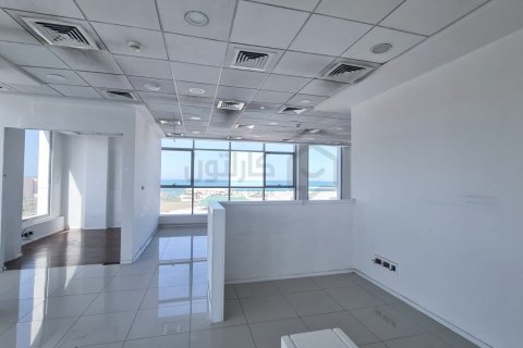 240m² Office in Manama, Bahrain No. 58683 5