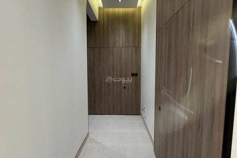 Квартира с 4 спальнями в Эр-Рияд, Саудовская Аравия №62585 16