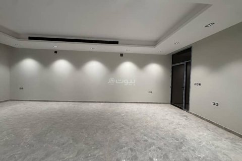 Villa de 5 chambres à Riyadh, Saudi Arabia No. 62586 15