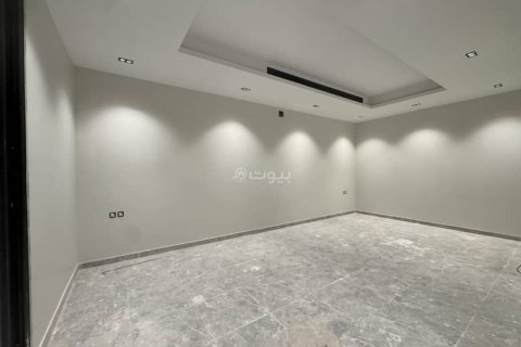 Villa de 5 chambres à Riyadh, Saudi Arabia No. 62586 6