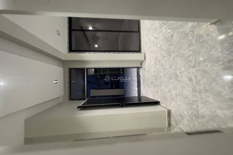Villa de 5 chambres à Riyadh, Saudi Arabia No. 62586 8