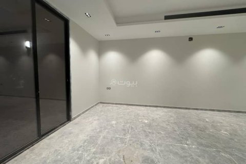 Villa de 5 chambres à Riyadh, Saudi Arabia No. 62586 7