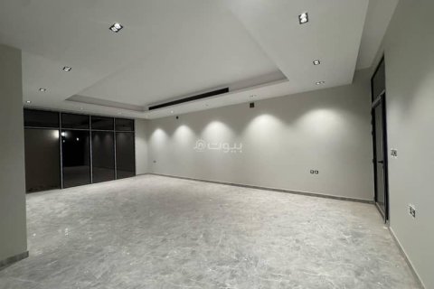 Villa de 5 chambres à Riyadh, Saudi Arabia No. 62586 14