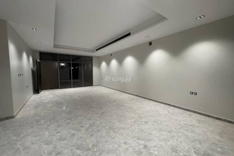 Villa de 5 chambres à Riyadh, Saudi Arabia No. 62586 13