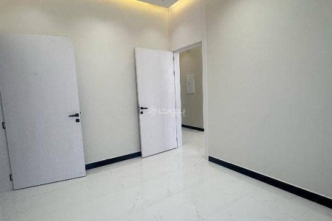 Квартира с 4 спальнями в Эр-Рияд, Саудовская Аравия №62584 9