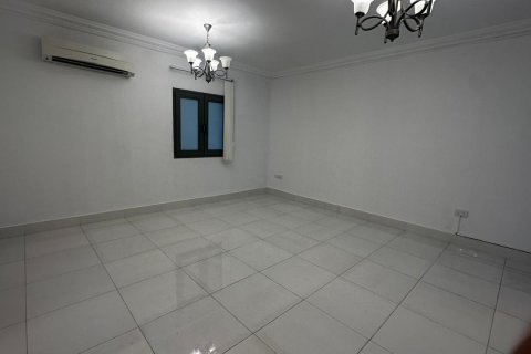 Apartment de 2 dormitorios en Muscat, Oman No. 54897 5