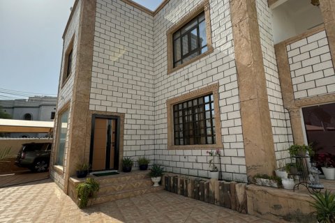 Villa de 7 chambres à Al Ansab, Oman No. 54810 6
