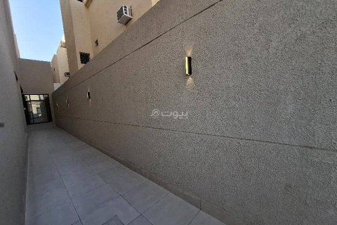Villa de 6 chambres à Riyadh, Saudi Arabia No. 67974 4