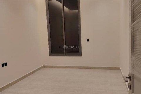 4 bedrooms Apartment in Riyadh, Saudi Arabia No. 67977