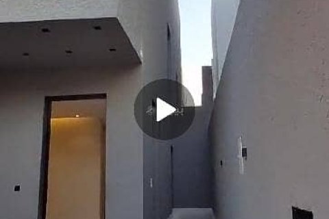 Квартира с 5 спальнями в Эр-Рияд, Саудовская Аравия №67976