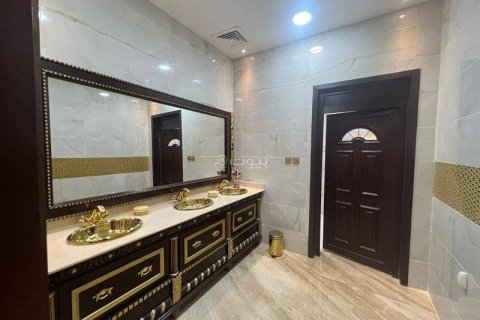 Villa de 10 chambres à Riyadh, Saudi Arabia No. 67975 12