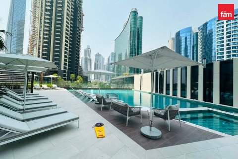 2 bedrooms Apartment in Business Bay, UAE No. 185182 9