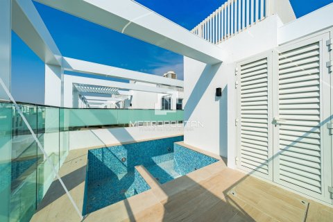 4 bedrooms Townhouse in Al Barari, UAE No. 130072 6