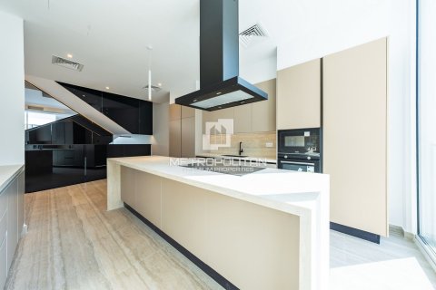 4 bedrooms Townhouse in Al Barari, UAE No. 130072 14