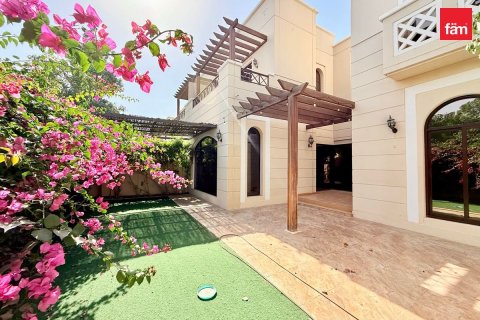 4 bedrooms Townhouse in Dubai, UAE No. 205088