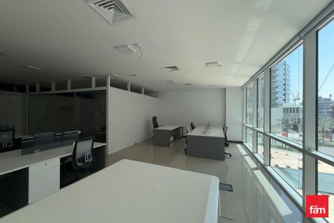 312m² Office in Business Bay, UAE No. 157012