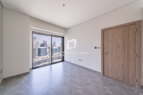 2 bedrooms Apartment in Business Bay, UAE No. 129344 11