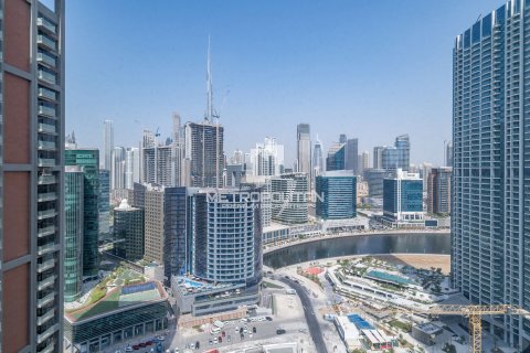 2 bedrooms Apartment in Business Bay, UAE No. 129344 19
