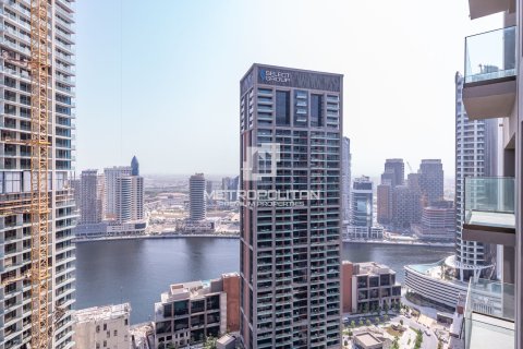 2 bedrooms Apartment in Business Bay, UAE No. 129344 18