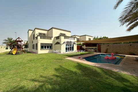 Villa de 4 chambres à Jumeirah Park, UAE No. 129340
