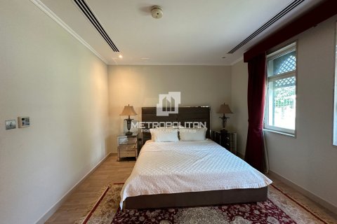 4 غرف نوم فيلا في Jumeirah Park, الإمارات العربية المتحدة رقم 129340 18