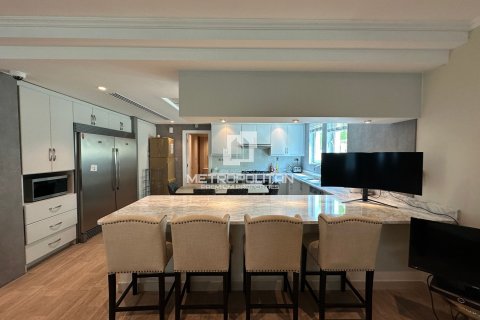 4 غرف نوم فيلا في Jumeirah Park, الإمارات العربية المتحدة رقم 129340 6