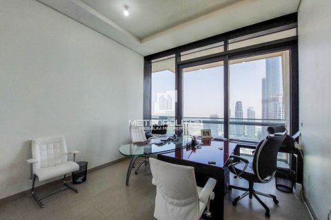 Appartement de 4 chambres à Burj Vista, UAE No. 129669 16