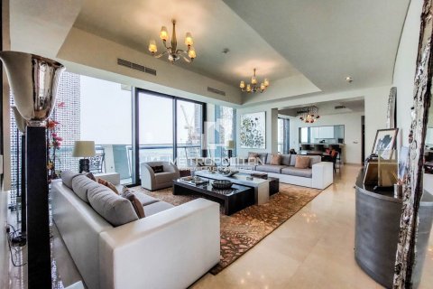 Appartement de 4 chambres à Burj Vista, UAE No. 129669 5