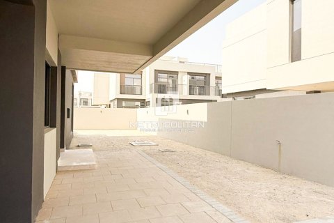 Townhouse de 4 chambres à The Pulse, UAE No. 129665 6