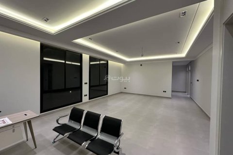 4 bedrooms Apartment in Riyadh, Saudi Arabia No. 60580 5