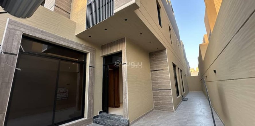 Apartment de 3 dormitorios en Riyadh, Saudi Arabia No. 60578