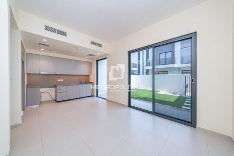 Villa de 3 chambres à EMAAR South, UAE No. 129239
