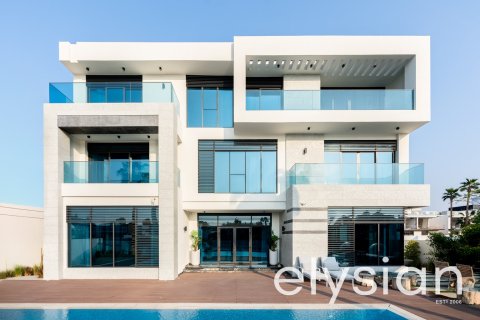 8 bedrooms Villa in Signature Villas, UAE No. 64766