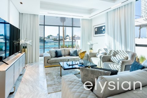8 bedrooms Villa in Signature Villas, UAE No. 64766 10