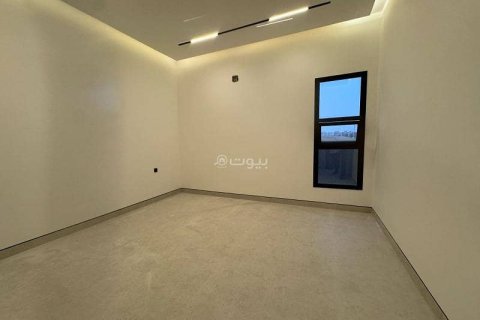 4 bedrooms Apartment in Riyadh, Saudi Arabia No. 62521 18