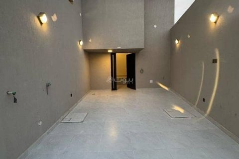 4 bedrooms Apartment in Riyadh, Saudi Arabia No. 62521 3
