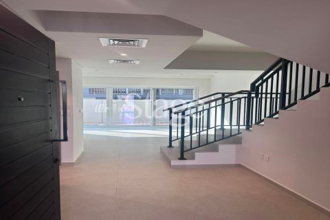 Townhouse de 4 dormitorios en Dubai, UAE No. 185639