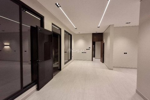 3 bedrooms Apartment in Riyadh, Saudi Arabia No. 60336 12