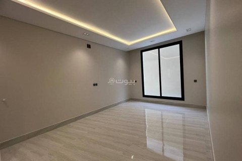 5 bedrooms Villa in Riyadh, Saudi Arabia No. 60337 20