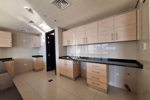 3 bedrooms Apartment in Al Reem Island, UAE No. 24523 12