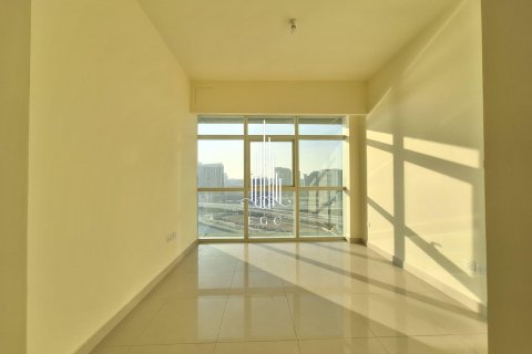3 bedrooms Apartment in Al Reem Island, UAE No. 24523 4