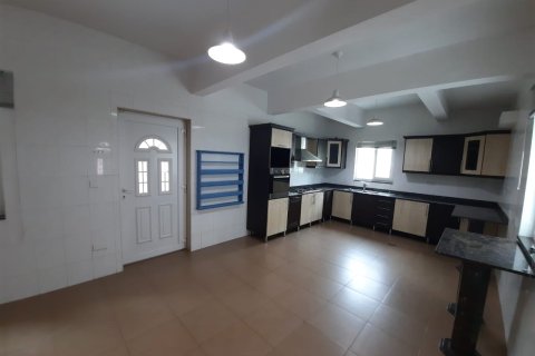 4 bedrooms Apartment in Muscat, Oman No. 54485 3