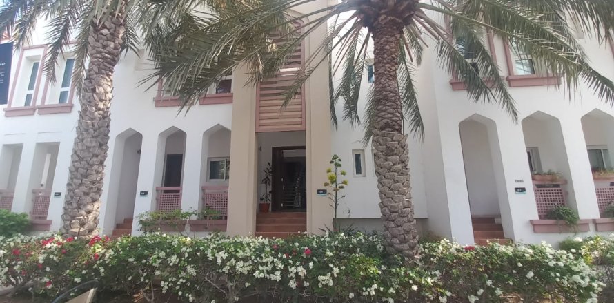 Villa de 4 chambres à Muscat, Oman No. 54487