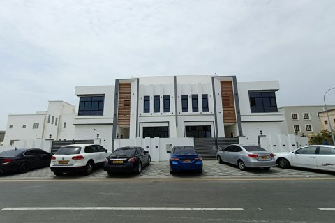 Villa de 5 chambres à Muscat, Oman No. 54534