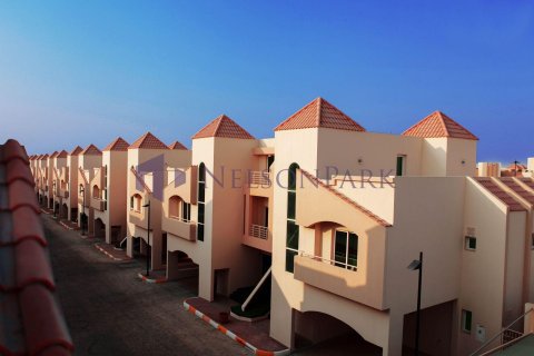 4 غرف نوم فيلا في الدوحة, Qatar رقم 58312 3