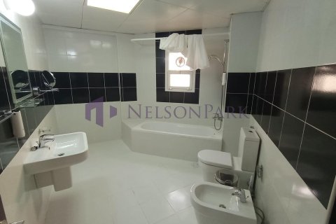 Apartment de 2 dormitorios en Doha, Qatar No. 58297 8