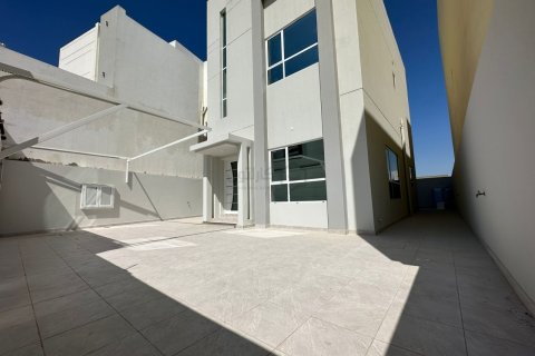 Вилла с 4 спальнями в Hamala, Бахрейн №59505 3
