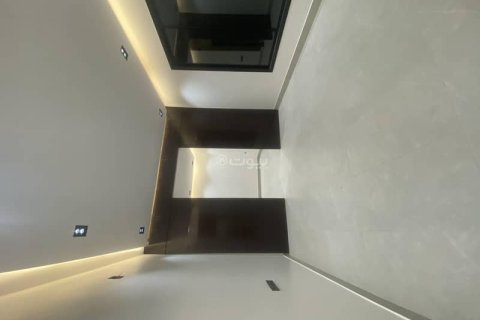 4 bedrooms Apartment in Riyadh, Saudi Arabia No. 60700 19